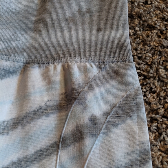 NEW! Wildfox tye dye leggings - Picture 3 of 7